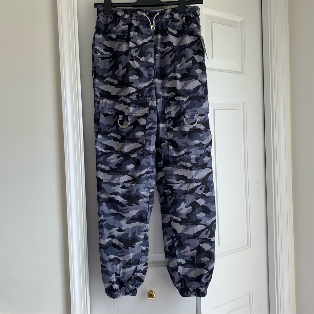 Camo Cargo ankle joggers